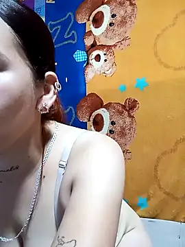 Valentinass20 online show from November 2025 12:05:02 PM