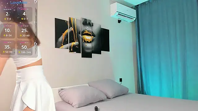 Kandeess online show from January 2026 03:39:01 PM