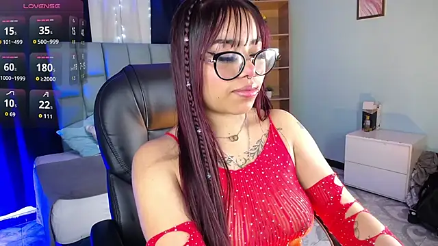 Snapshot of LittleNathy_ chatting on October 2025 11:34:02 AM LittleNathy  online show from October 2025 11:34:02 AM