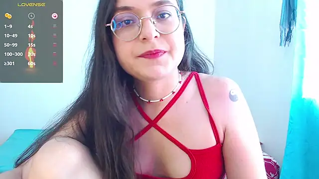 Vicky cristinax online show from November 2025 07:05:01 PM