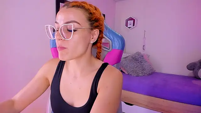 celeste blazze  online show from January 2026 04:00:01 PM