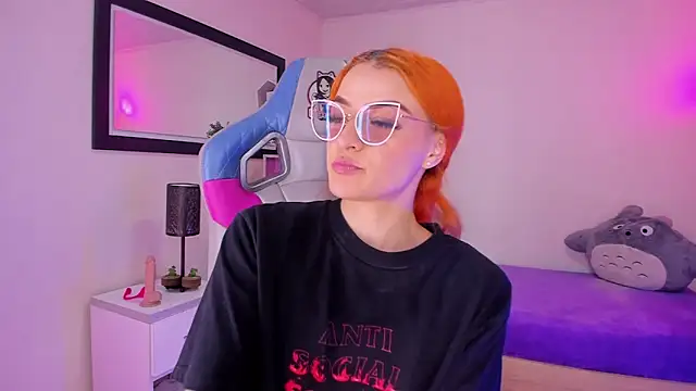 Snapshot of celeste_blazze_ chatting on February 2026 05:29:01 PM celeste blazze online show from February 2026 05:29:01 PM