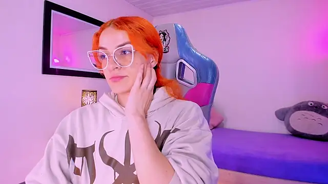 celeste blazze  online show from March 2026 01:33:01 PM