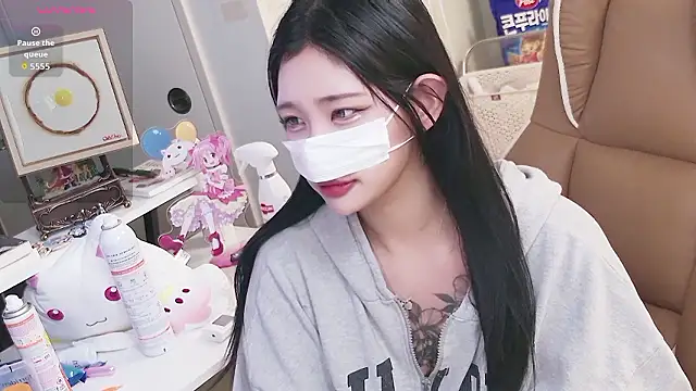Milk Sola online show from June 2026 03:14:01 PM