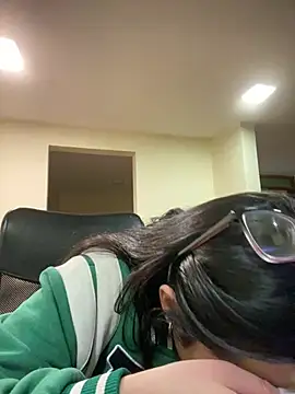 Kloe Novoa online show from March 2026 12:42:01 PM