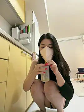 akimix xoxo online show from March 2026 04:14:01 PM