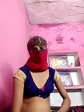 Snapshot of Cut_mem chatting on October 2025 07:07:02 PM Cut mem online show from October 2025 07:07:02 PM