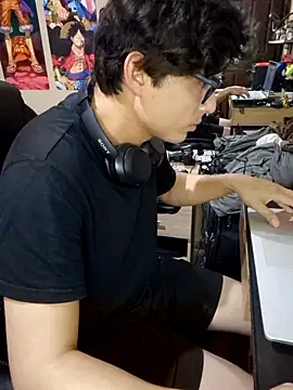 Ais B10 online show from April 2026 03:46:02 AM