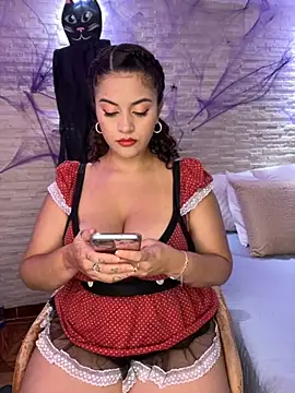 Snapshot of amellita-33 chatting on October 2025 06:15:02 AM amellita-33 online show from October 2025 06:15:02 AM