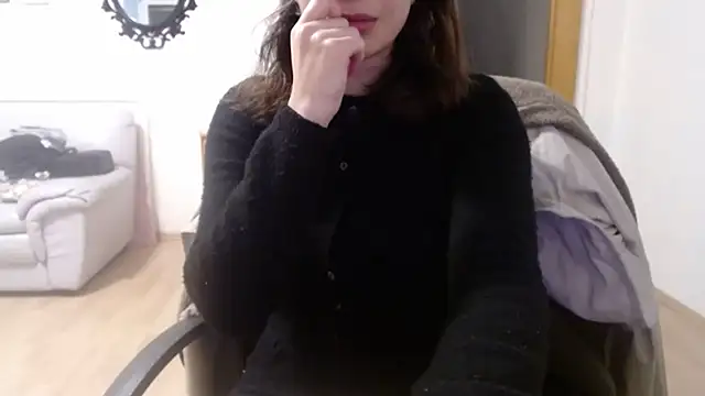 bellefleurrr online show from November 2025 09:47:01 PM