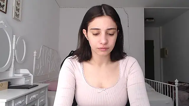 bellefleurrr online show from March 2026 12:38:02 PM