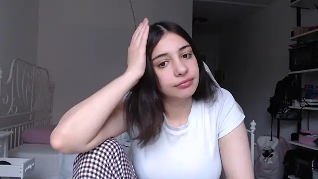 bellefleurrr online show from April 2026 06:10:01 PM