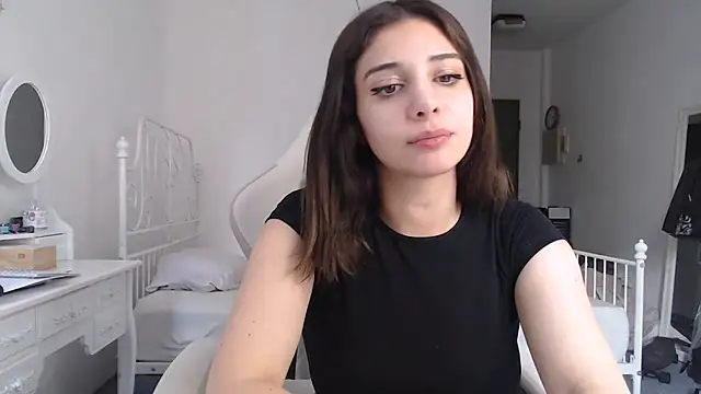 bellefleurrr online show from June 2026 05:52:01 PM