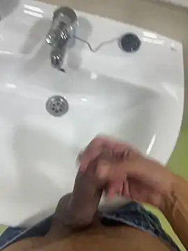 findomhot online show from October 2025 05:25:01 PM