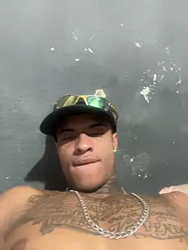 Guilps online show from October 2025 01:46:01 AM