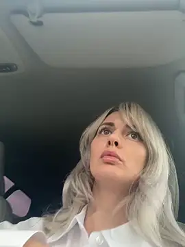 blondegirlx online show from November 2025 11:20:01 AM