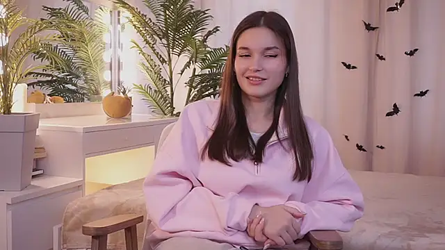 TiffaniePanyik online show from October 2025 06:50:02 AM