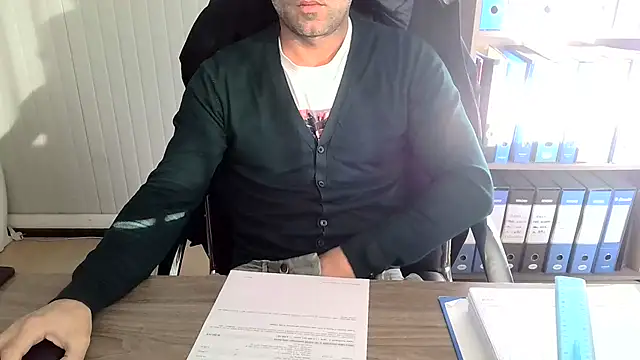 Evasionee online show from December 2025 08:09:02 AM