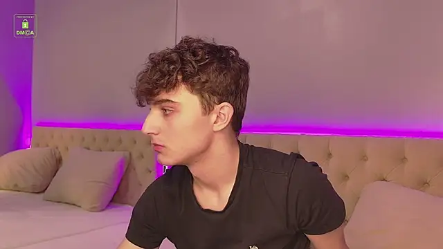 Richard steele hot online show from November 2025 03:47:02 PM