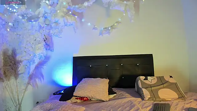 Snapshot of nathaly_spencer chatting on October 2025 11:14:02 AM nathaly spencer online show from October 2025 11:14:02 AM