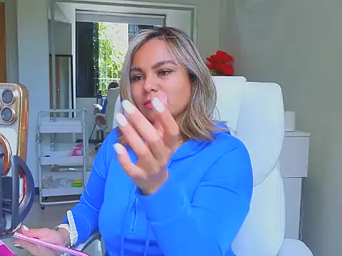 diosadeluniverso online show from April 2026 04:44:02 PM