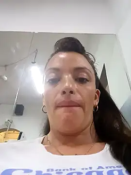 Snapshot of Paulita2027 chatting on October 2025 06:59:01 PM Paulita2027 online show from October 2025 06:59:01 PM