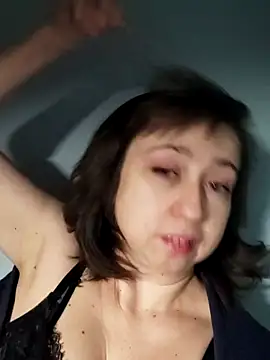 Snapshot of MaryKiki5619 chatting on February 2026 08:14:02 PM MaryKiki5619 online show from February 2026 08:14:02 PM