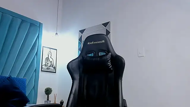 MATEO DILUCA online show from January 2026 09:08:01 PM