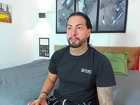 christopher palmerjs online show from December 2025 09:22:01 PM