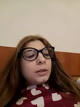 sweetbabygirlforyou online show from April 2026 12:32:01 PM