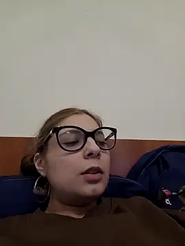 sweetbabygirlforyou online show from April 2026 04:03:01 PM