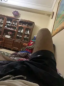 Unique-Man online show from October 2025 09:48:02 PM