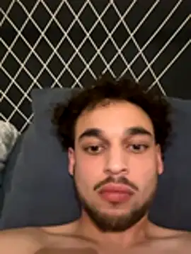 Snapshot of sluttyboy23 chatting on November 2025 02:43:01 AM sluttyboy23 online show from November 2025 02:43:01 AM