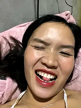 Yunzang online show from November 2025 12:08:02 PM