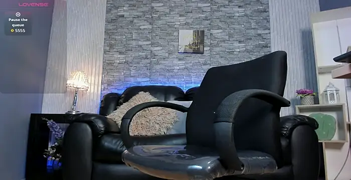 zack joness18 online show from April 2026 06:19:01 AM