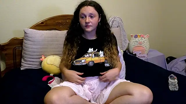 sugasunny04 online show from April 2026 06:07:02 AM