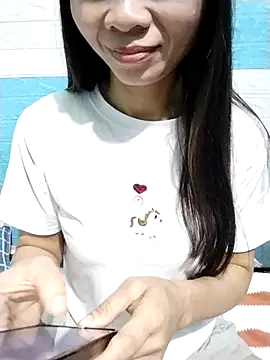 Donatella28 online show from March 2026 02:39:01 AM