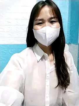 Donatella28 online show from April 2026 03:42:02 PM