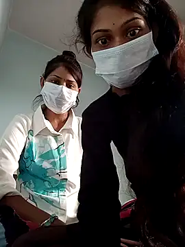 Snapshot of mona-33 chatting on October 2025 05:44:02 AM mona-33 online show from October 2025 05:44:02 AM