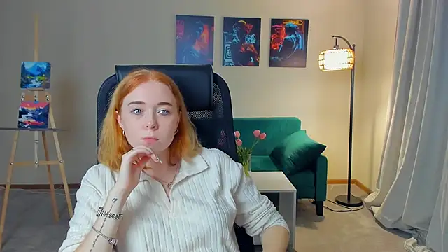 Snapshot of AddieOsler chatting on October 2025 07:47:02 AM AddieOsler online show from October 2025 07:47:02 AM