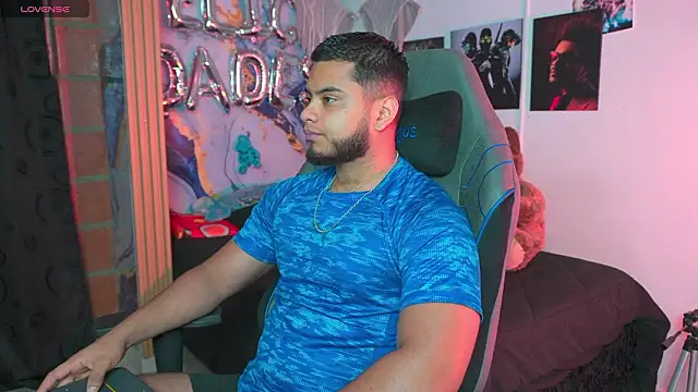 Tiler wolker online show from March 2026 12:58:01 AM