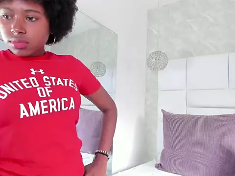 violeta ruizz online show from November 2025 05:12:01 PM