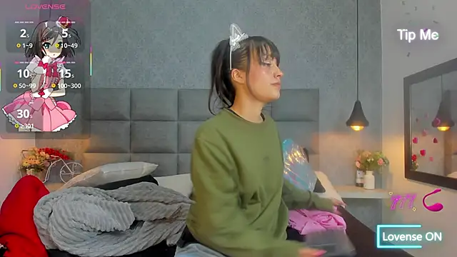 Snapshot of Luna_Bella3 chatting on February 2026 11:22:01 AM Luna Bella3 online show from February 2026 11:22:01 AM