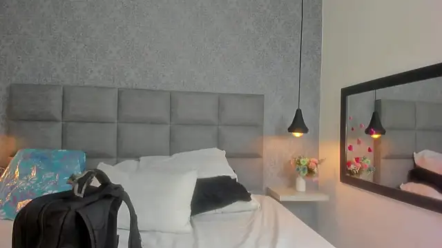 Snapshot of Luna_Bella3 chatting on February 2026 11:44:01 AM Luna Bella3 online show from February 2026 11:44:01 AM