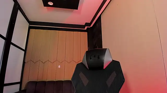 AmaraWolf online show from January 2026 10:12:02 PM