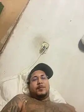 omascarado   online show from October 2025 05:20:02 AM