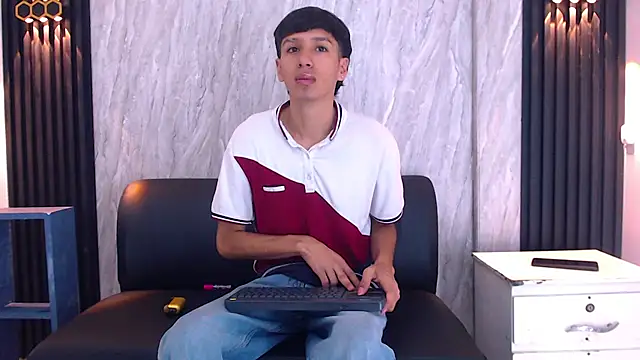 Snapshot of LaPantera_Rosa chatting on October 2025 07:40:01 PM LaPantera Rosa online show from October 2025 07:40:01 PM