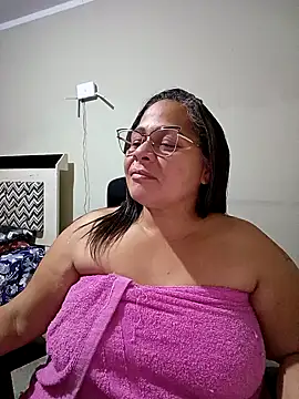 Snapshot of Angie_milf50 chatting on May 2026 05:23:02 AM Angie milf50 online show from May 2026 05:23:02 AM