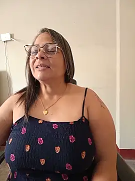 Snapshot of Angie_milf50 chatting on May 2026 05:09:02 PM Angie milf50 online show from May 2026 05:09:02 PM