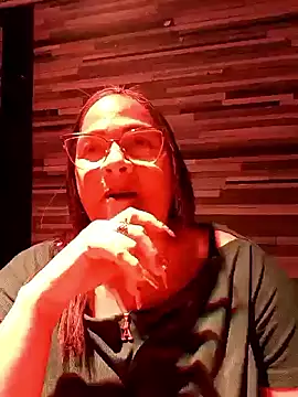 Snapshot of Angie_milf50 chatting on June 2026 05:32:02 AM Angie milf50 online show from June 2026 05:32:02 AM
